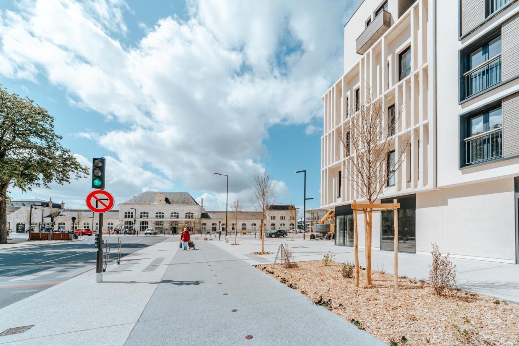 Beelodge Hotel Blois Centre Экстерьер фото
