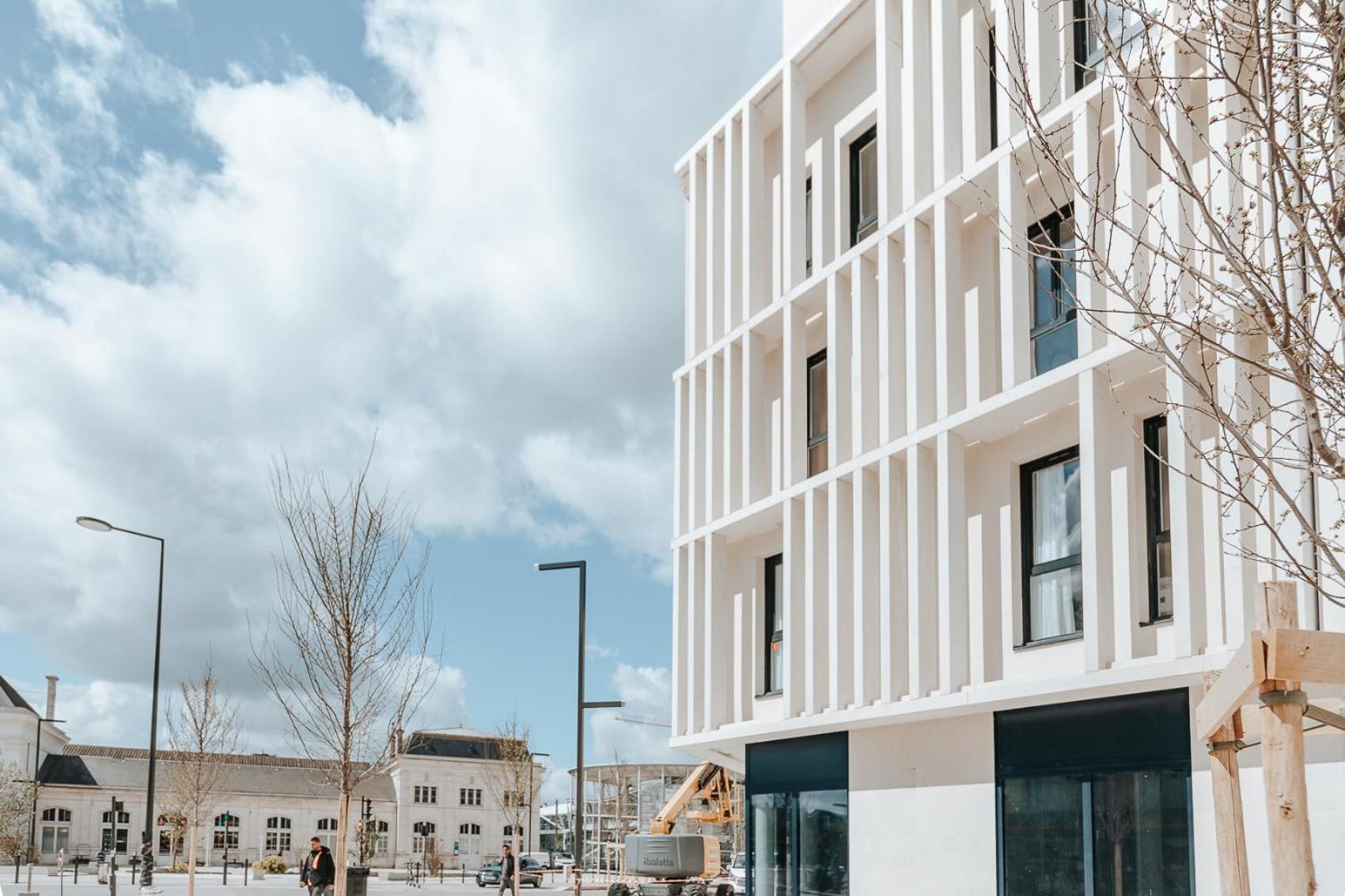 Beelodge Hotel Blois Centre Экстерьер фото